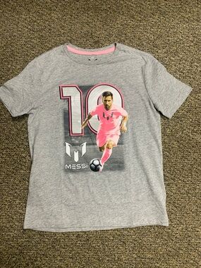 Messi Kids' Gray & Pink Soccer Graphic Tee size 10-12